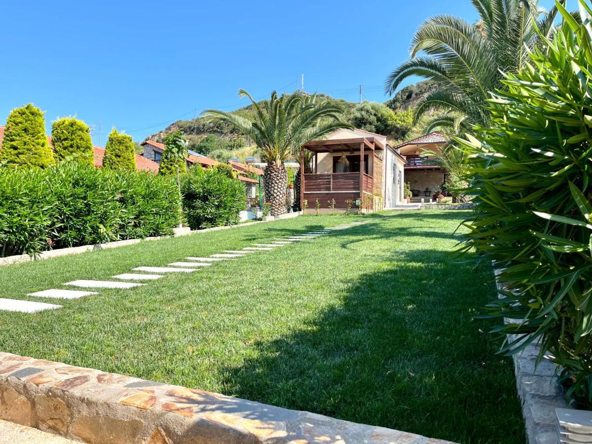 Palma Seaside Villa 2 Sarti Exterior photo